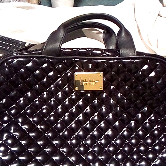 Nicole Miller Handbags - Nicole Miller makeup bag